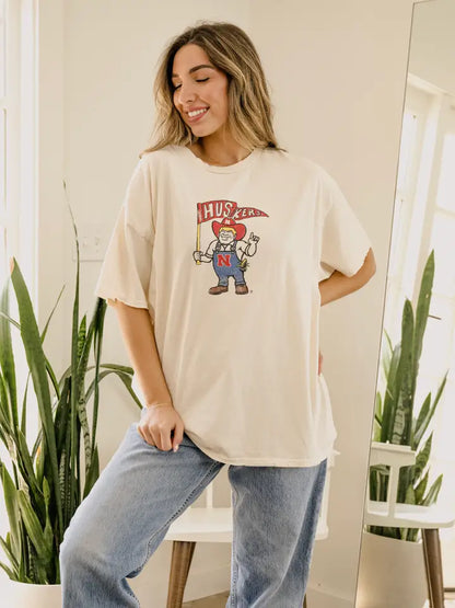 Husker Tee