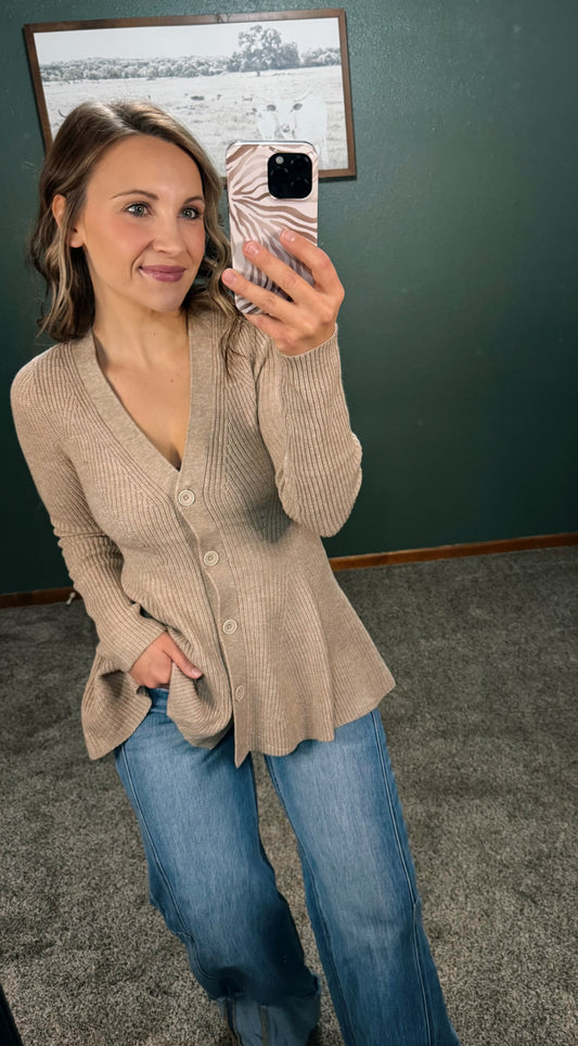 Hourglass Sweater - Wheat