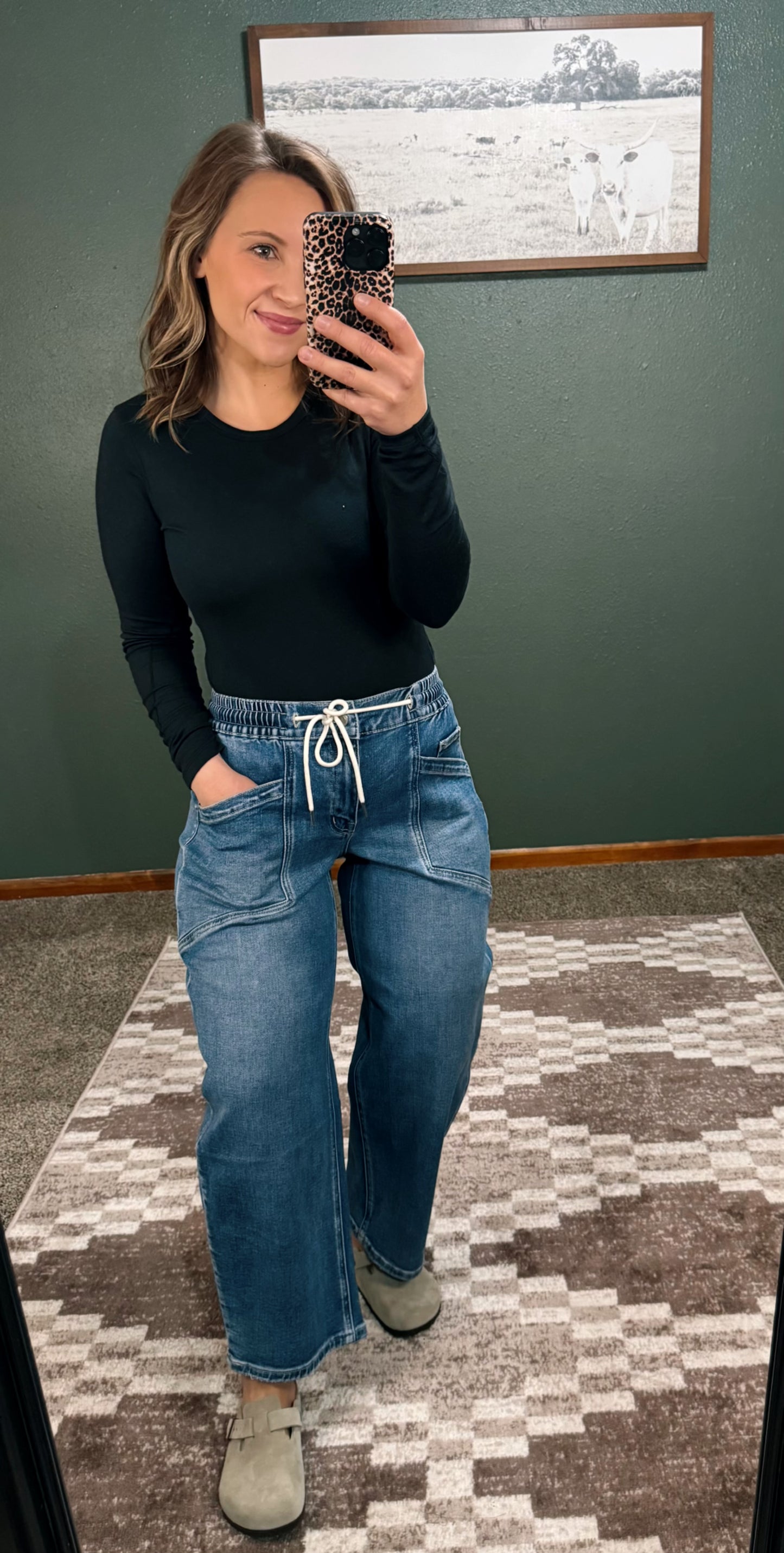 Elastic Waistband Barrel Jeans