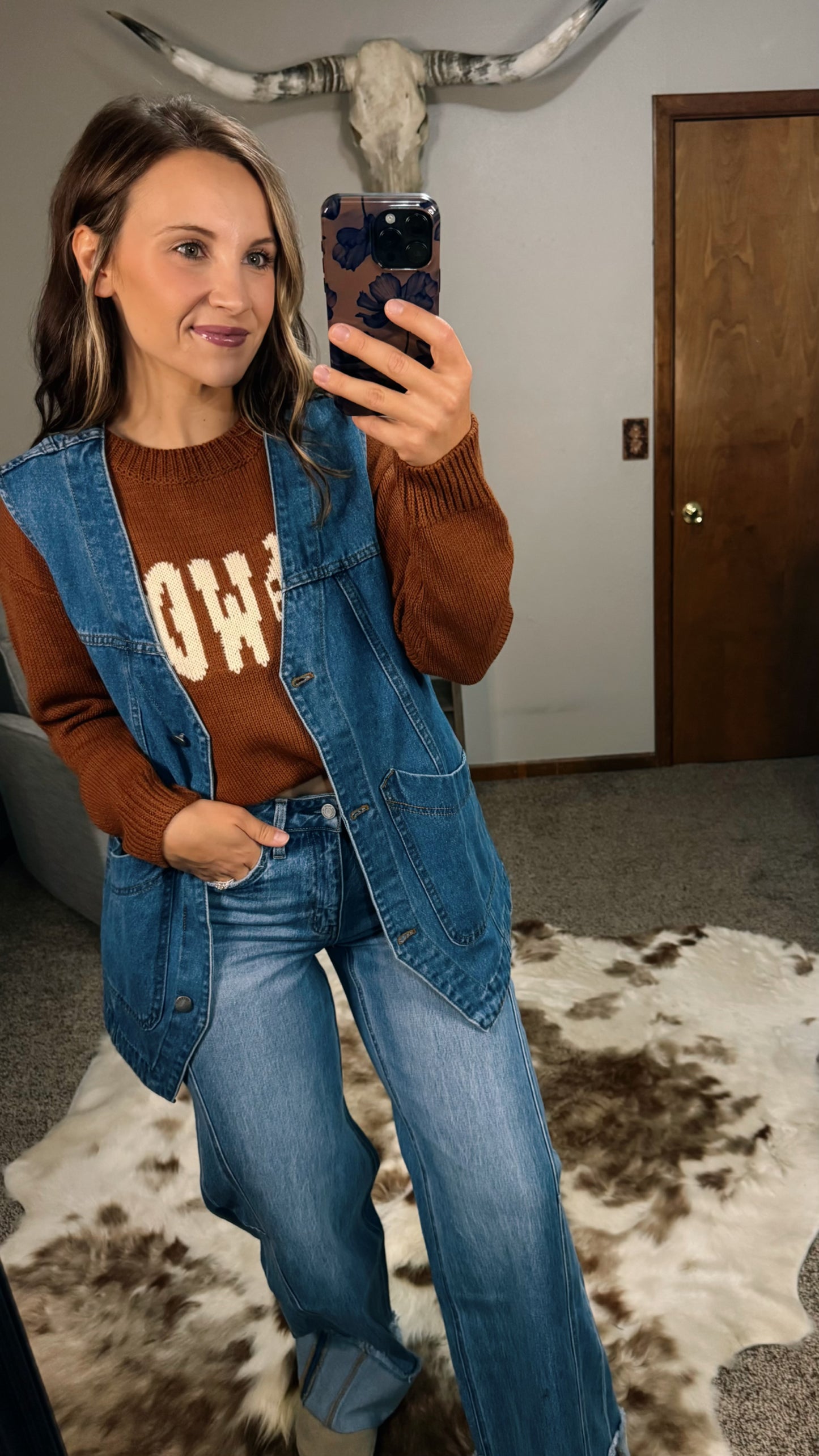 Howdy Horseshoe Sweater