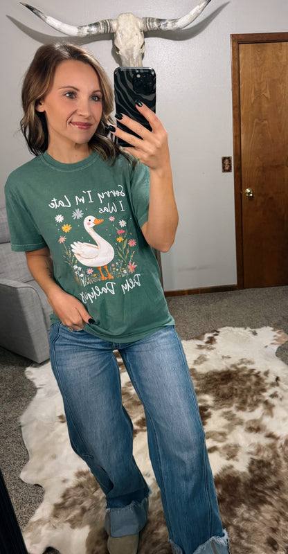 Dilly Dallying Tee